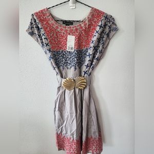 NWT Twentyone grey with blue and red embroidery tunic blous with belt. Size L